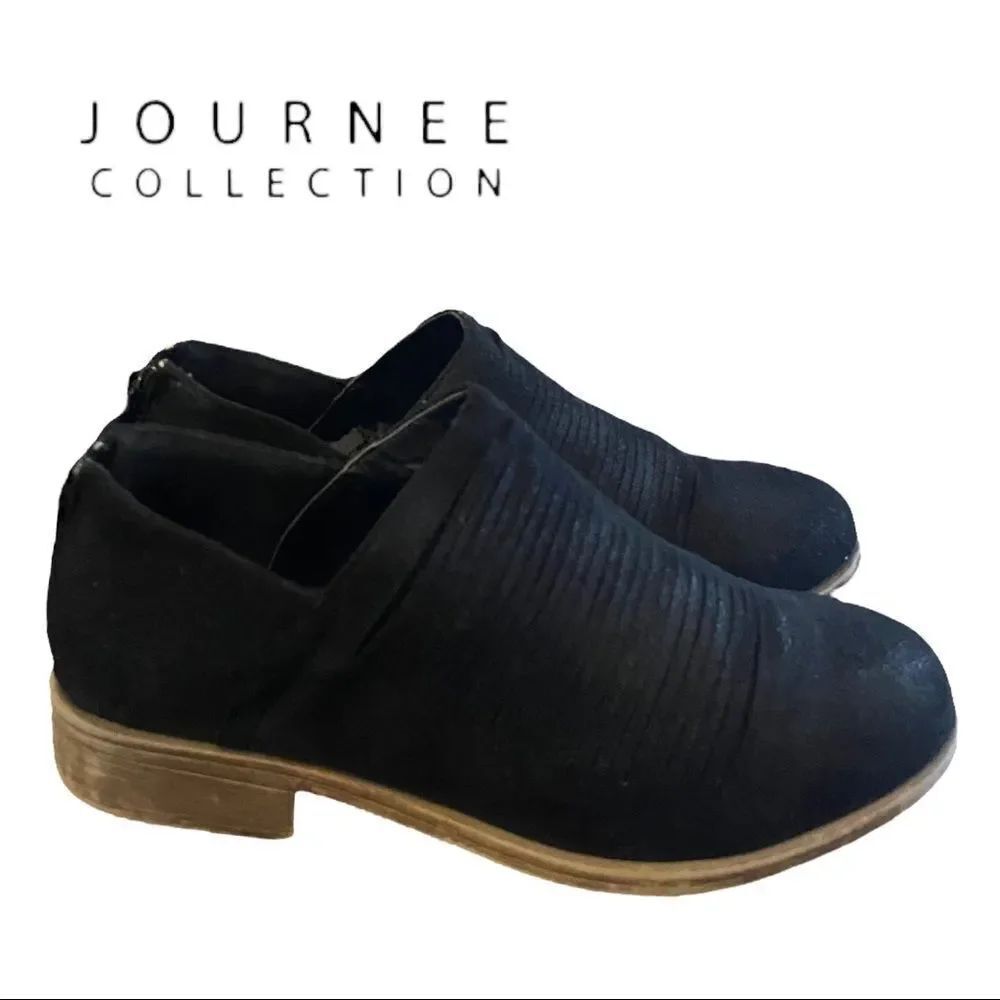 Journee Collection JC Black Women's Zipper Back Feathered Ankle Booties 6.5